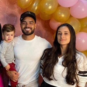 Meet your Posher, Hugo